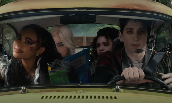 ZOMBIES 4: A Era dos Vampiros | Confira trailer oficial e data de estreia no Disney+