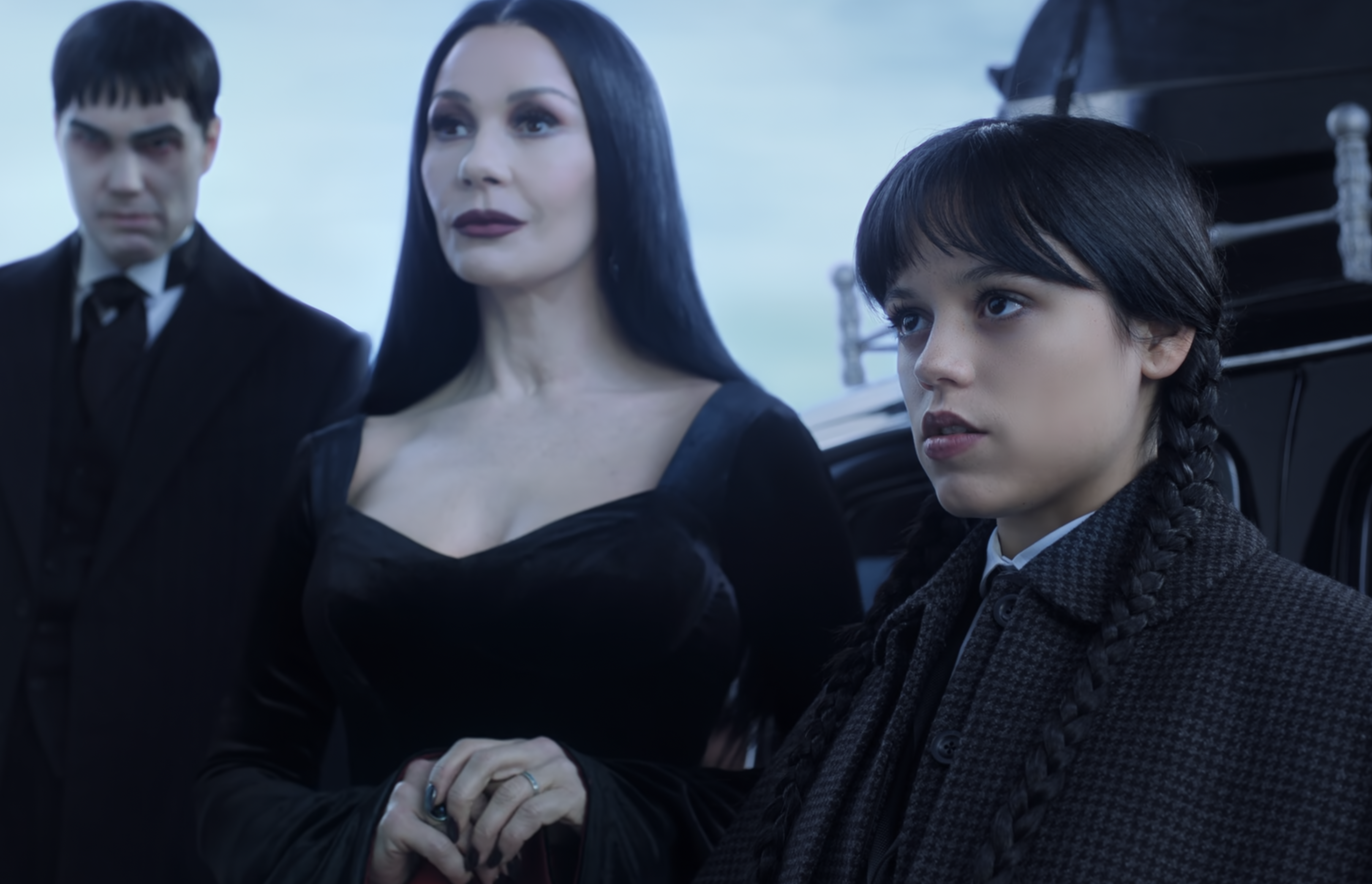 Por que Wandinha continua relevante nas redes sociais e entre fãs: teorias e memes que viralizam