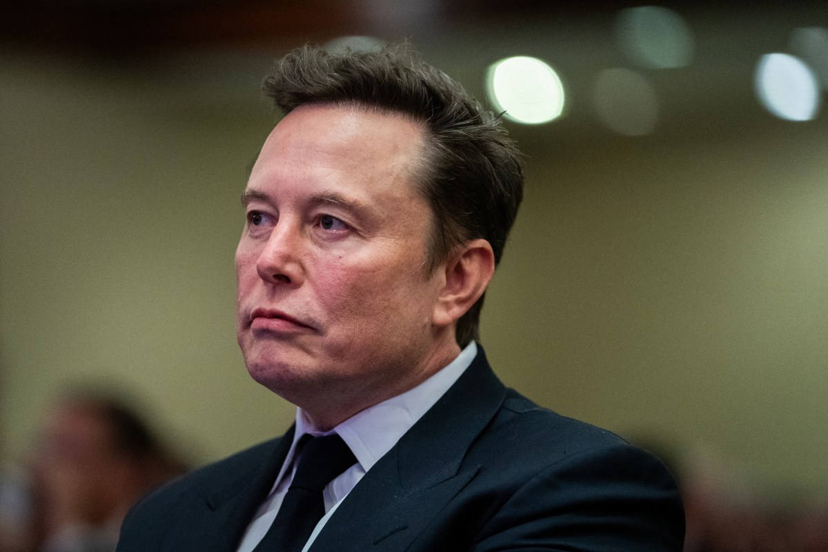 Elon Musk critica OpenAI em depoimento: 'ninguém se suicidou por causa do Grok' - Featured Image